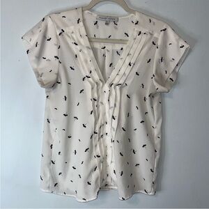 Collective Concepts Dainty Dragonfly Blouse
Size Medium